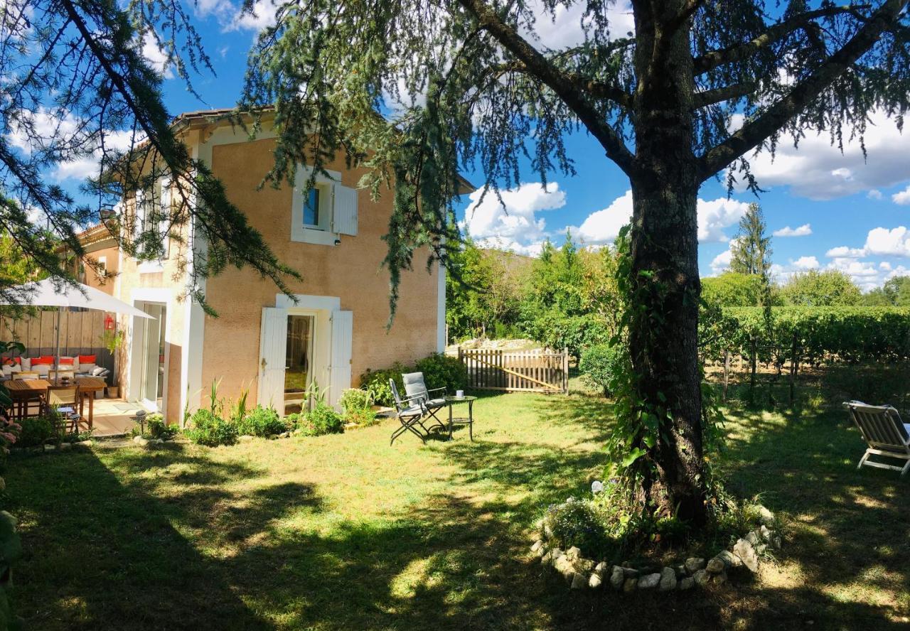 Mirande Montagne-Saint Emilion Apartment มองตาเญ ภายนอก รูปภาพ